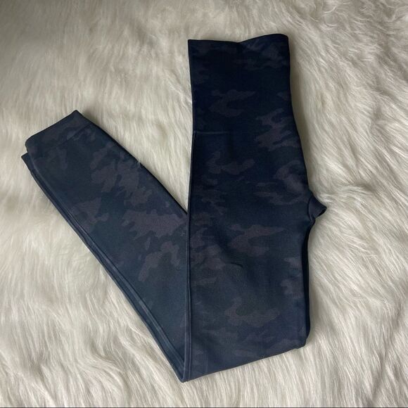 SPANX Look at Me Now Seamless Cropped Leggings Black/ Gray Medium - Picture 11 of 12